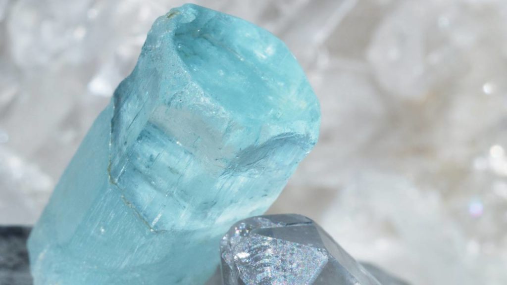 Close up of raw aquamarine crystal