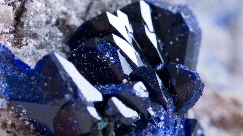 Close up of rough azurite crystal